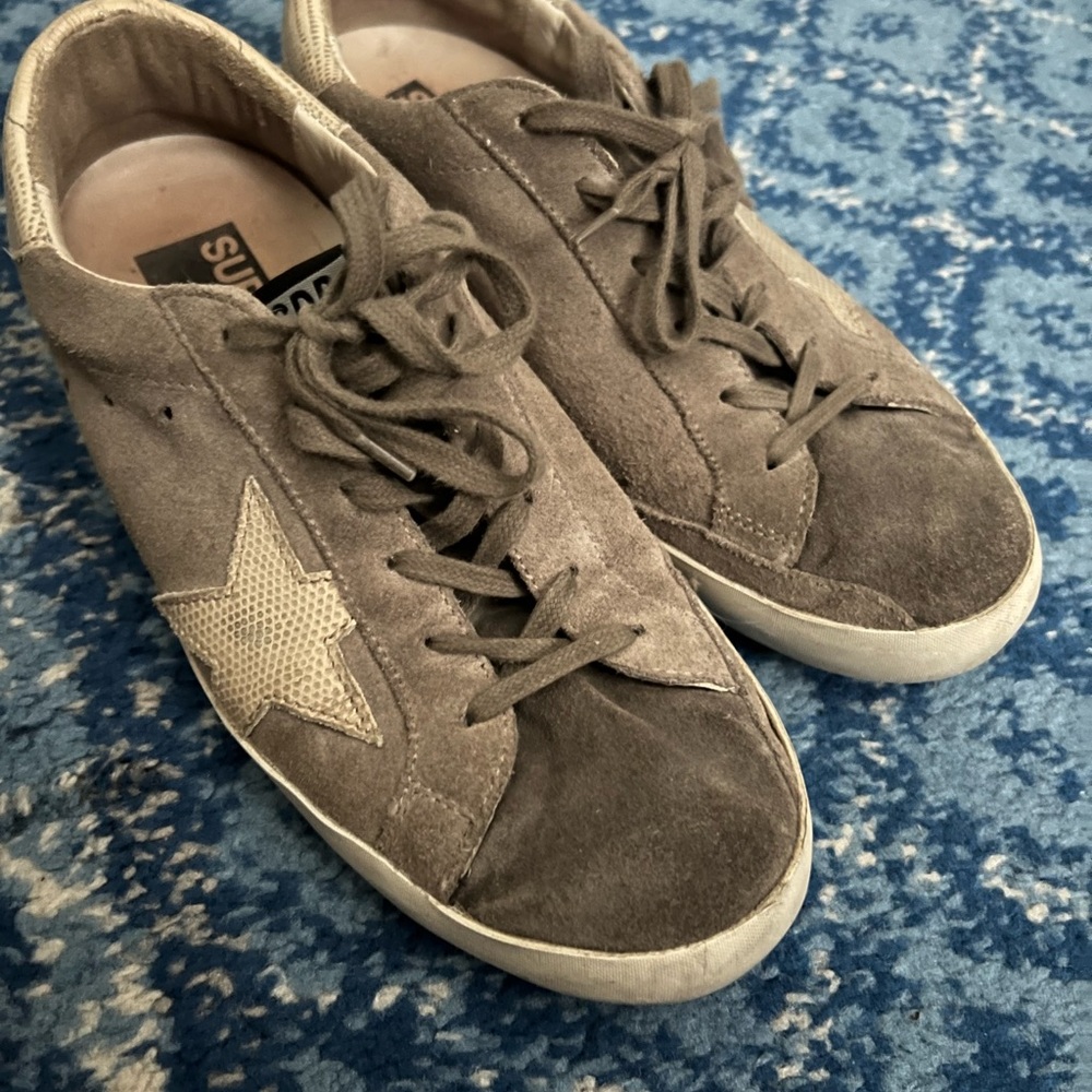 Superstar Golden Goose. The best neutral!